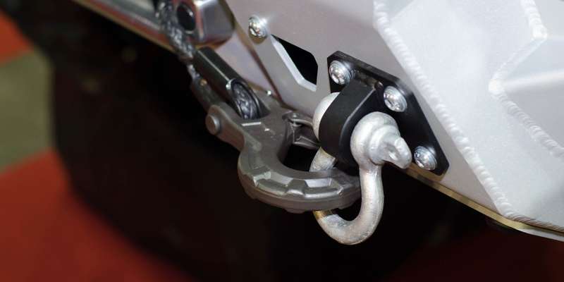 Car tow rope with hooks